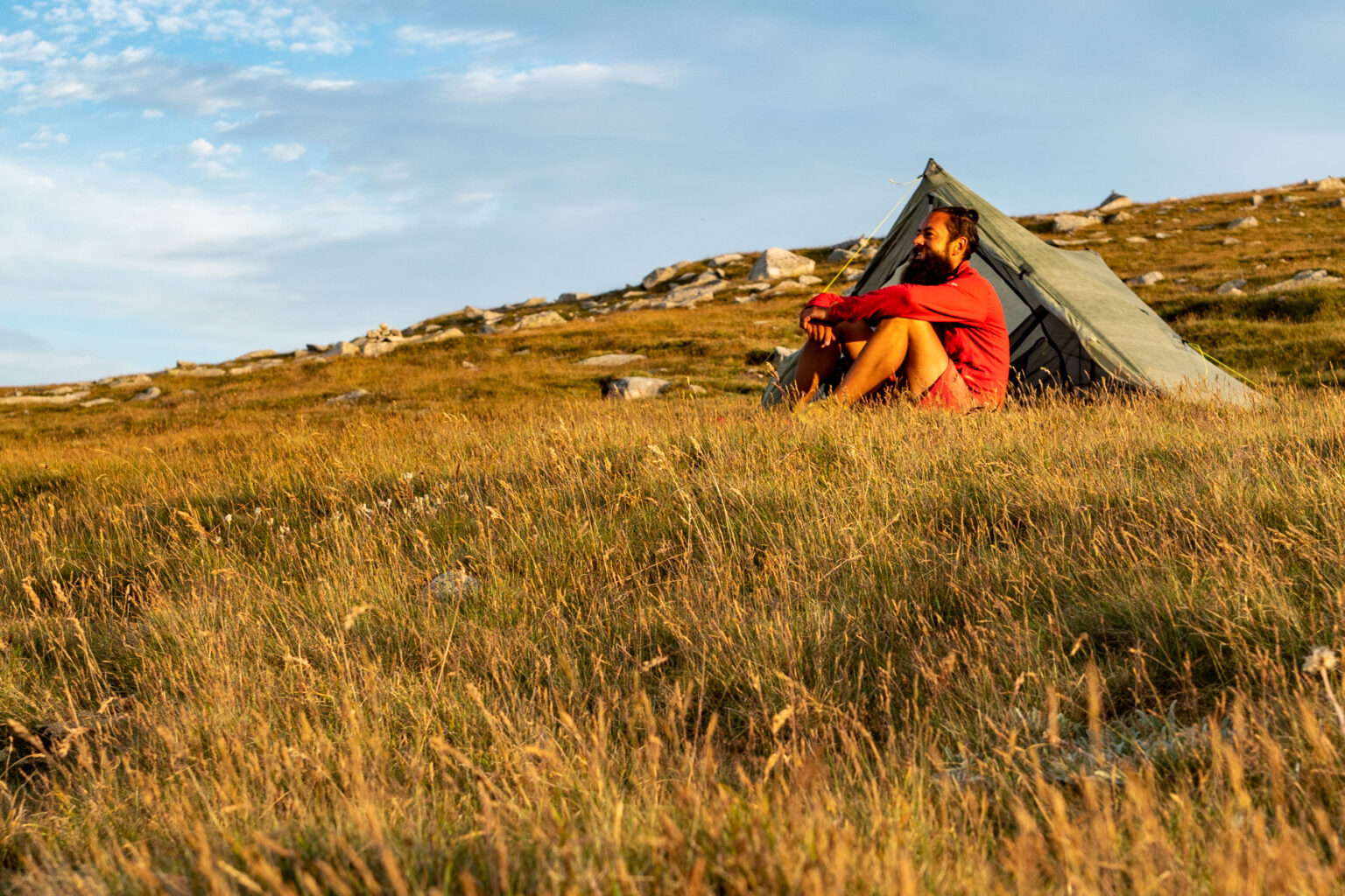 Florian Astor auf der Bühne – Keynote Hike To Happiness